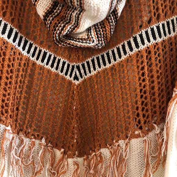 Boho open front sweater with hood - Picture 5 of 6